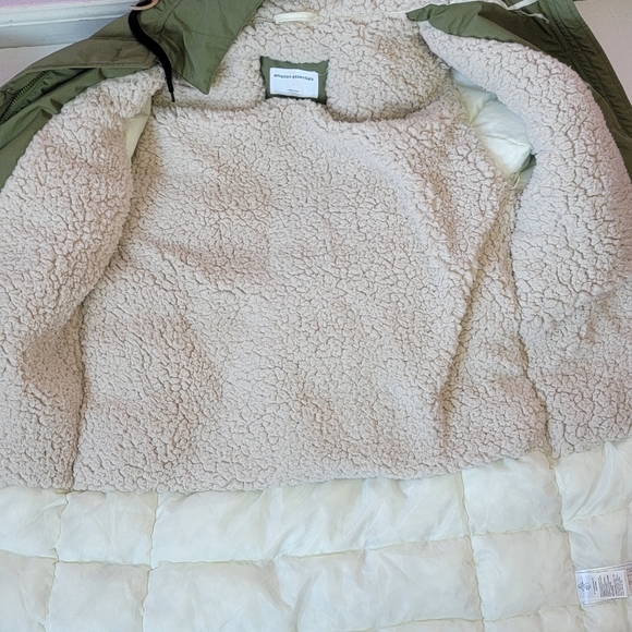 AMAZON ESSENTIALS  WINTER JACKET/ L. - Picture 11 of 11